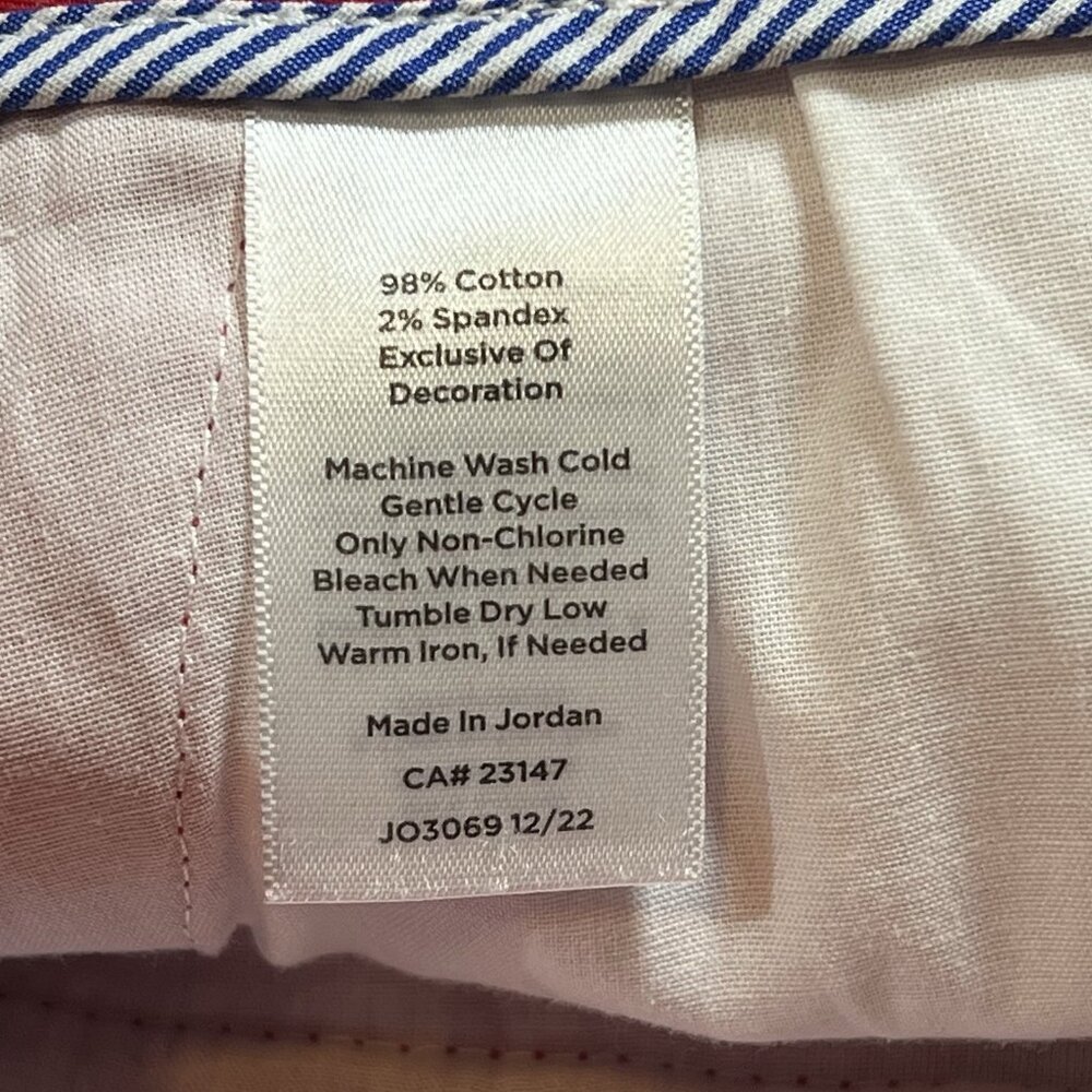 Talbots Women’s Red Relaxed Chino Short Cuffs Petite Size 12 Stretch Christmas - Picture 5 of 12